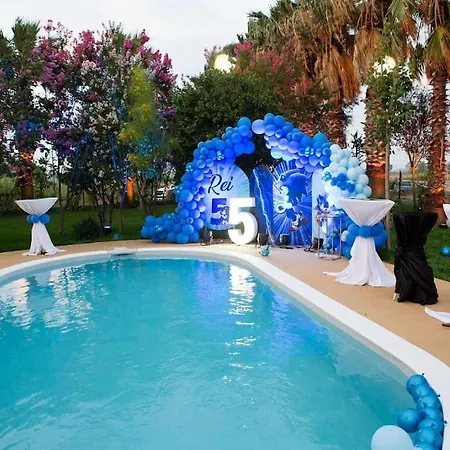 Luxury With Pool * Durrës